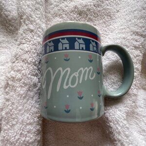 Coffee Mug with Mom in Script